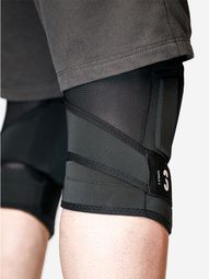 Genouillères VTT Bluegrass 3Straps Noir — photo 2