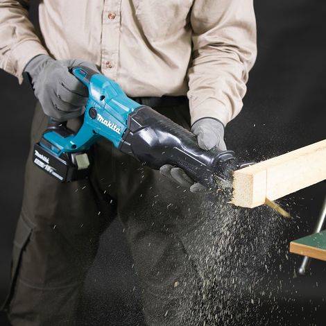 Makita – Scie sabre sans fil 18V LXT – Technologie XPT pour environnements humides – Changement de lame sans outil – DJR186ZK — photo 3