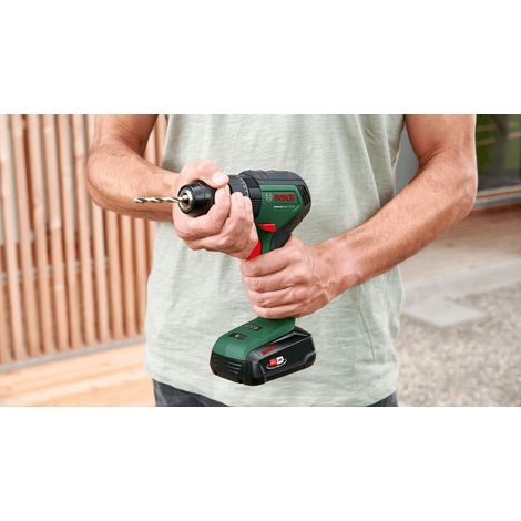Perceuse à percussion sans fil Bosch UniversalImpact 18V-60 (2 batteries, système 18 volts)