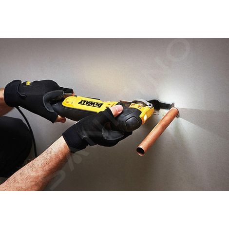 Dewalt – Outil multifonctions multi-cutter 300W – 37 accessoires – Moteur puissant 300W – Changement rapide d’accessoires – Pour bois dur et plastiques — photo 6