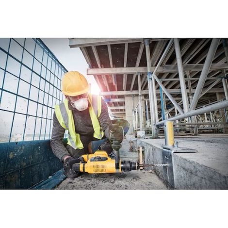 Dewalt – Martello démolisseur SDS-Max 1050W 7,1 J – Système antivibrations AVC – Pour béton armé et mur – 3150 coups/min – Poids 5,6 kg — photo 2