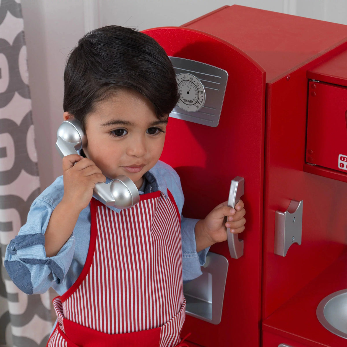 2026 Cuisine enfant en bois rouge vintage KidKraft avec téléphone jouet